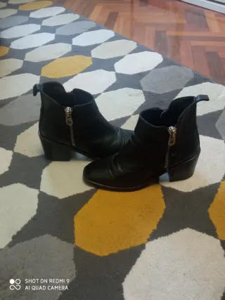 Botines negros de piel invierno
