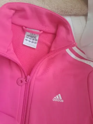 Chaqueta Adidas Rosa con Rayas Blancas