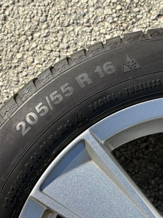205/55 R16 Continental