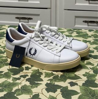 Zapatillas Fred Perry Blancas y Azul Marino