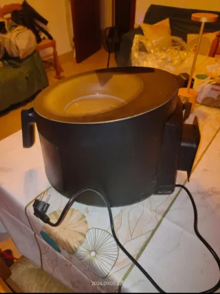 Friggitrice ad aria Russell Hobbs con vetro