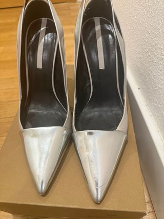 Zapatos Zara Tacon Gris y Plata
