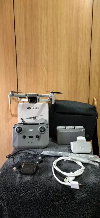 DJI Mini 2 SE Fly More Combo