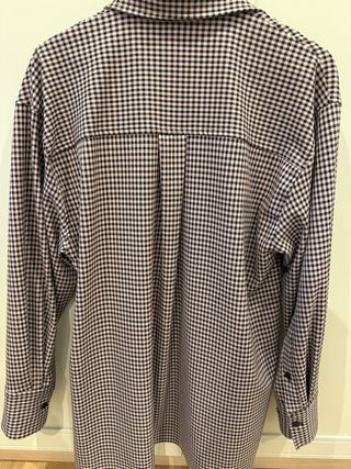 Camisa oversize cuadros Zara