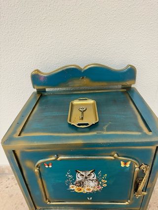 Mesita vintage única estilo retro