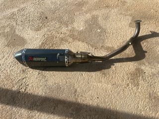 Tubo de escape Akrapovic carbono para Yamaha Nmax