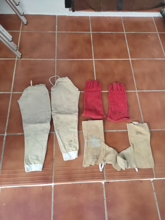 EPI di saldatura e guanti