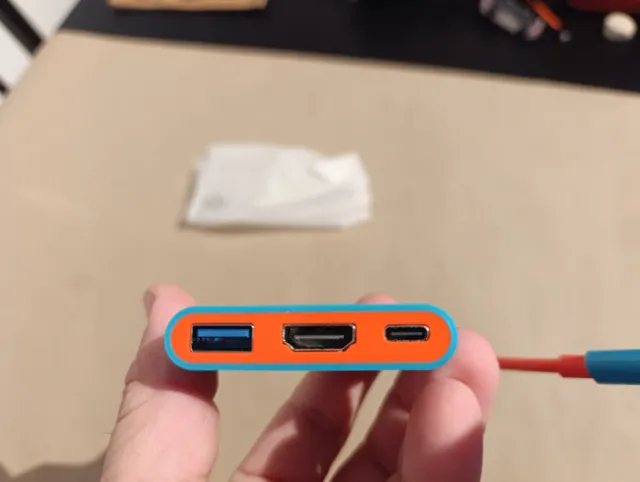 Adaptador USB C Dock Switch. NUEVO, sin la caja.