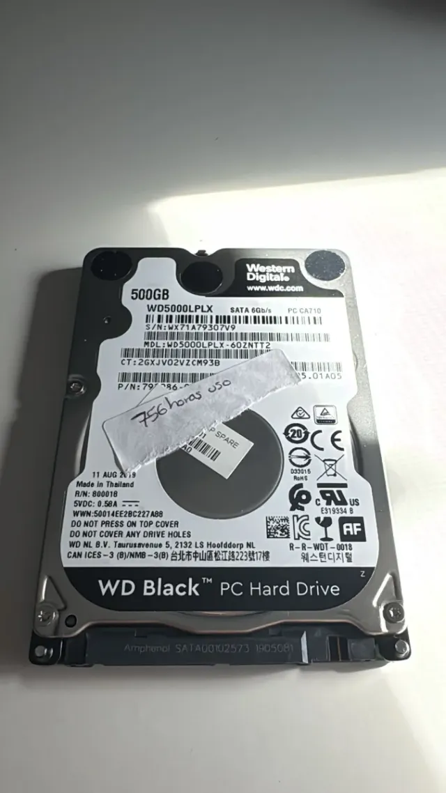 Disco duro HDD 2.5” 500gb 756 horas de uso.