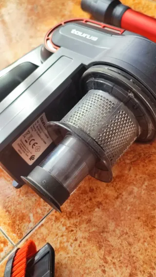 Aspirador Escoba Taurus Ultimate Lithium