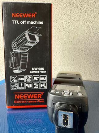 Flash Neewer NW 985 TTL per Canon