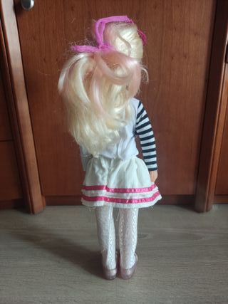 Muñeca Nancy con vestido y zapatos