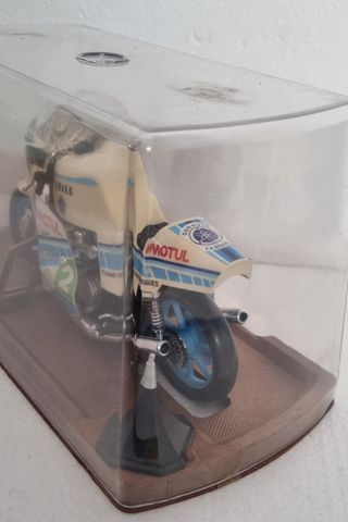 Moto Escala Yamaha C. Sarron Giloy