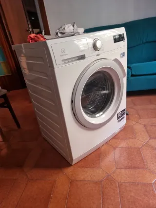 Lavadora Electrolux SteamCare 8kg 1200rpm