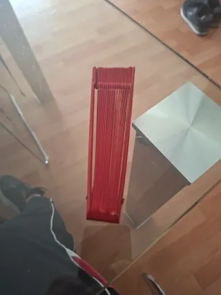 Abanico rojo pequeño