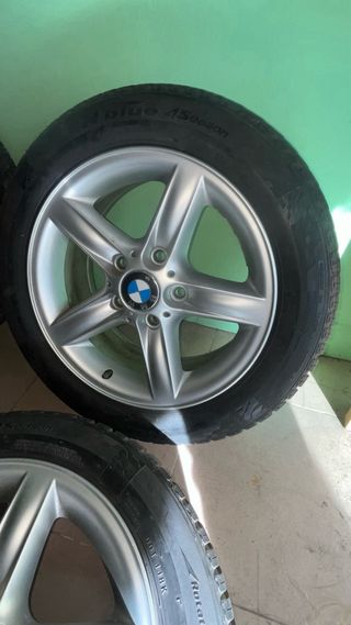 Llantas 16' BMW con Neumáticos