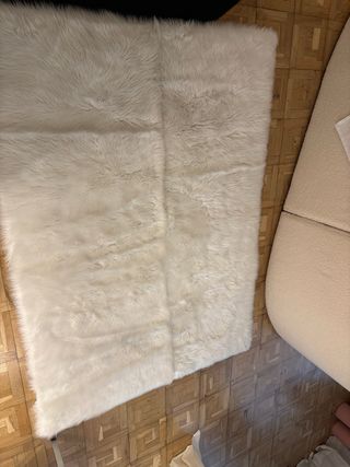 Tappeto bianco rettangolare a pelo lungo