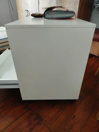 Rebaja navideña!!!  Cajonera blanca