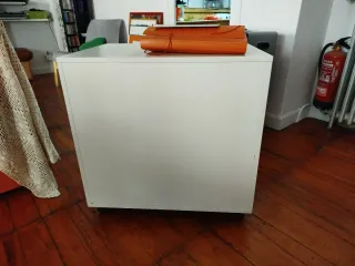 Rebaja navideña!!!  Cajonera blanca