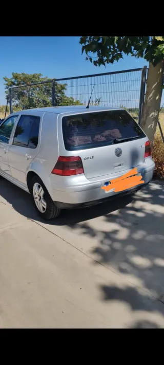 Volkswagen Golf 2000