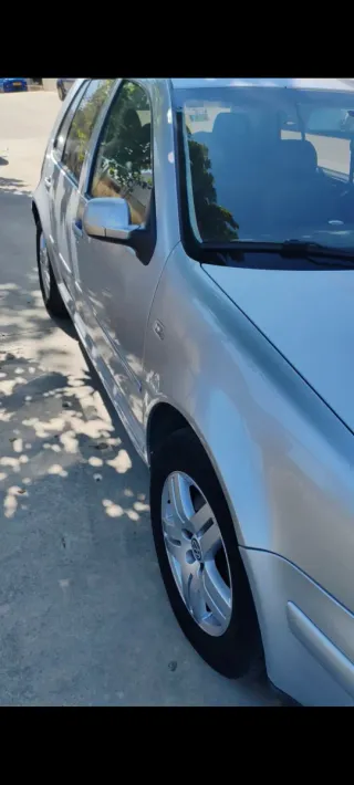 Volkswagen Golf 2000