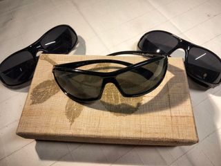 Gafas de sol hombre negras nuevas. 4 €