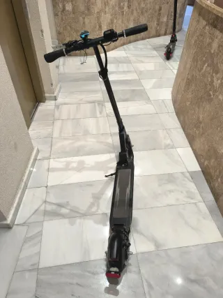 Patinete Eléctrico Smartgyro Negro