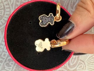 Pendientes de aro Tous Oso Espinela Negra Dorados