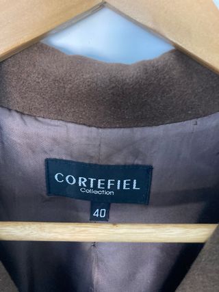 Abrigo de lana marrón. 125 largo. color visón.