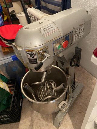 Amasadora Industrial B20 20L