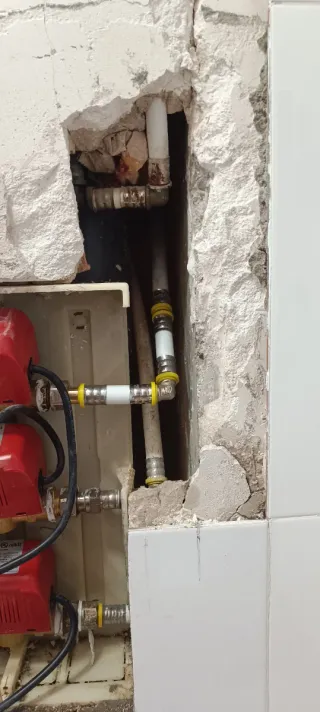 Fontanería profesional y palita y electricidad