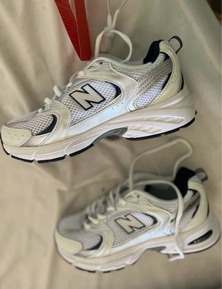 New Balance 530 Plata/Blanco Talla 39.5