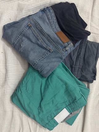 Pantalones y falda premamá