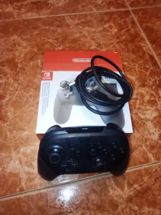 Mando Nintendo Switch Pro