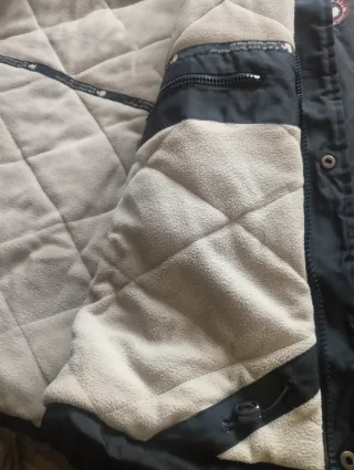 Chaquetón de invierno negro