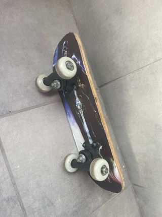 Skate pequeño con diseño