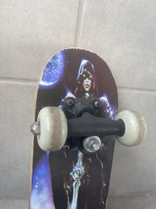 Skate pequeño con diseño