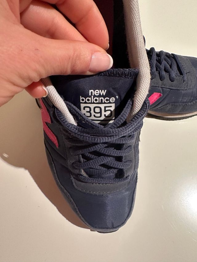 Zapatillas New Balance 395 Azul y Rosa