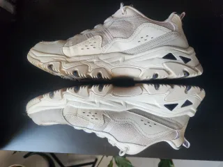 Skechers Casual Gris y Blancas