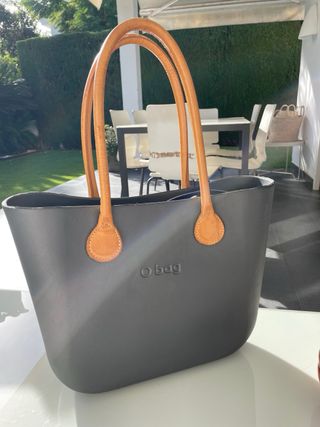 Bolso o bag color gris
