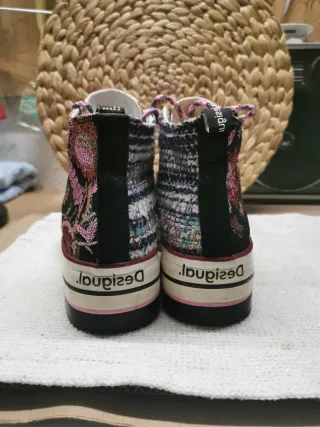 Bambas Desigual plataforma multicolor