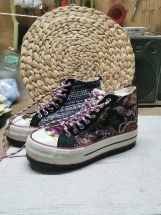 Bambas Desigual plataforma multicolor