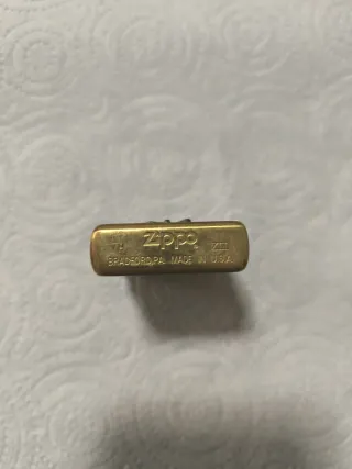 Encendedor Zippo Marlboro Bronce