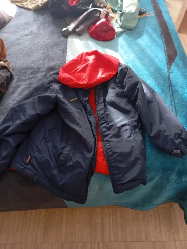 Chaqueta niño azul y roja