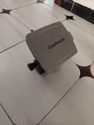 Sonda Garmin Fishfinder 400C con Transductor