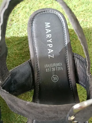 Sandalias MARYPAZ negras talla 39