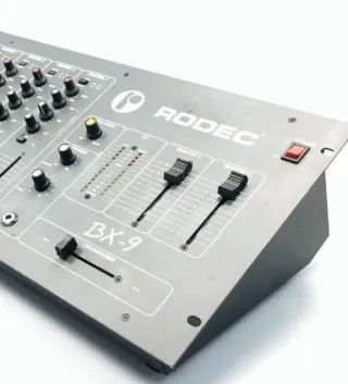 Mesa de mezclas Rodec BX-9 Sonido brutal