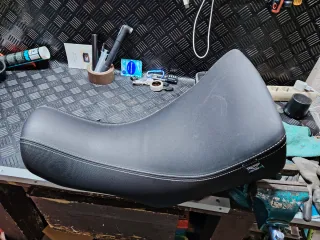 Asiento Low Rider Triumph