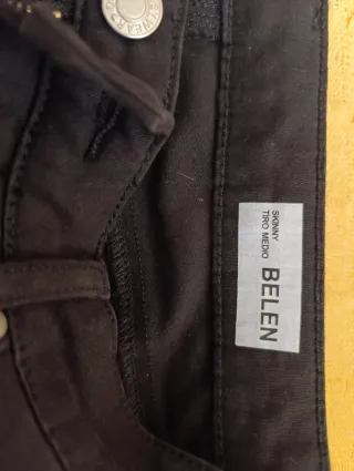 Pantalón skinny negro