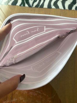 Lote 3 neceseres Ale-Hop